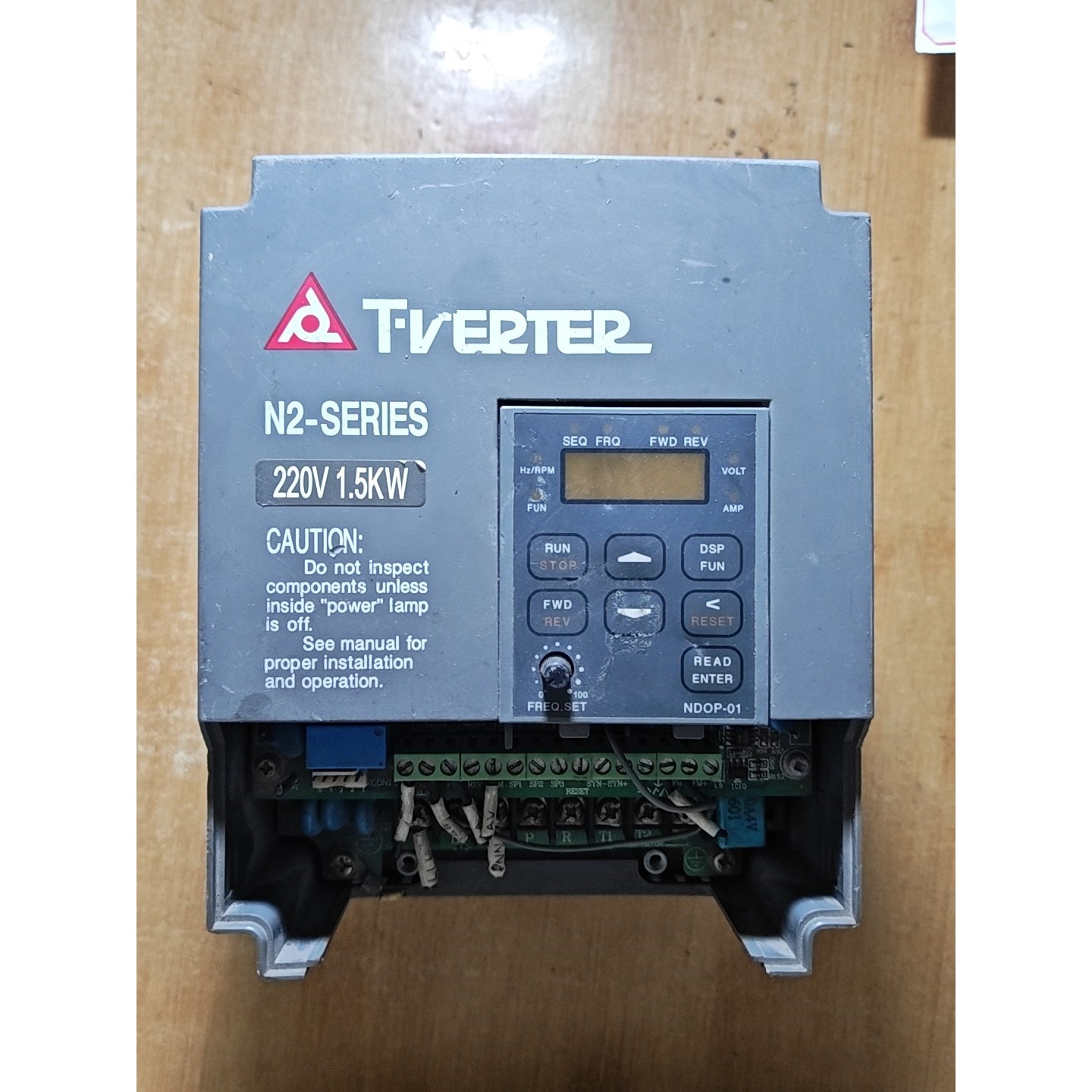 台安变频器N2-202-M,220V输入,1.5KW功率,型议价产品