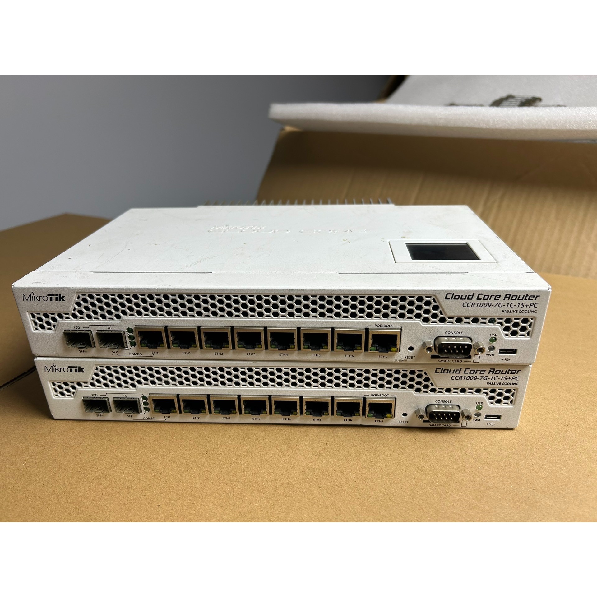 MikroTik CCR1009-7G-1C-1S+PC议价产品