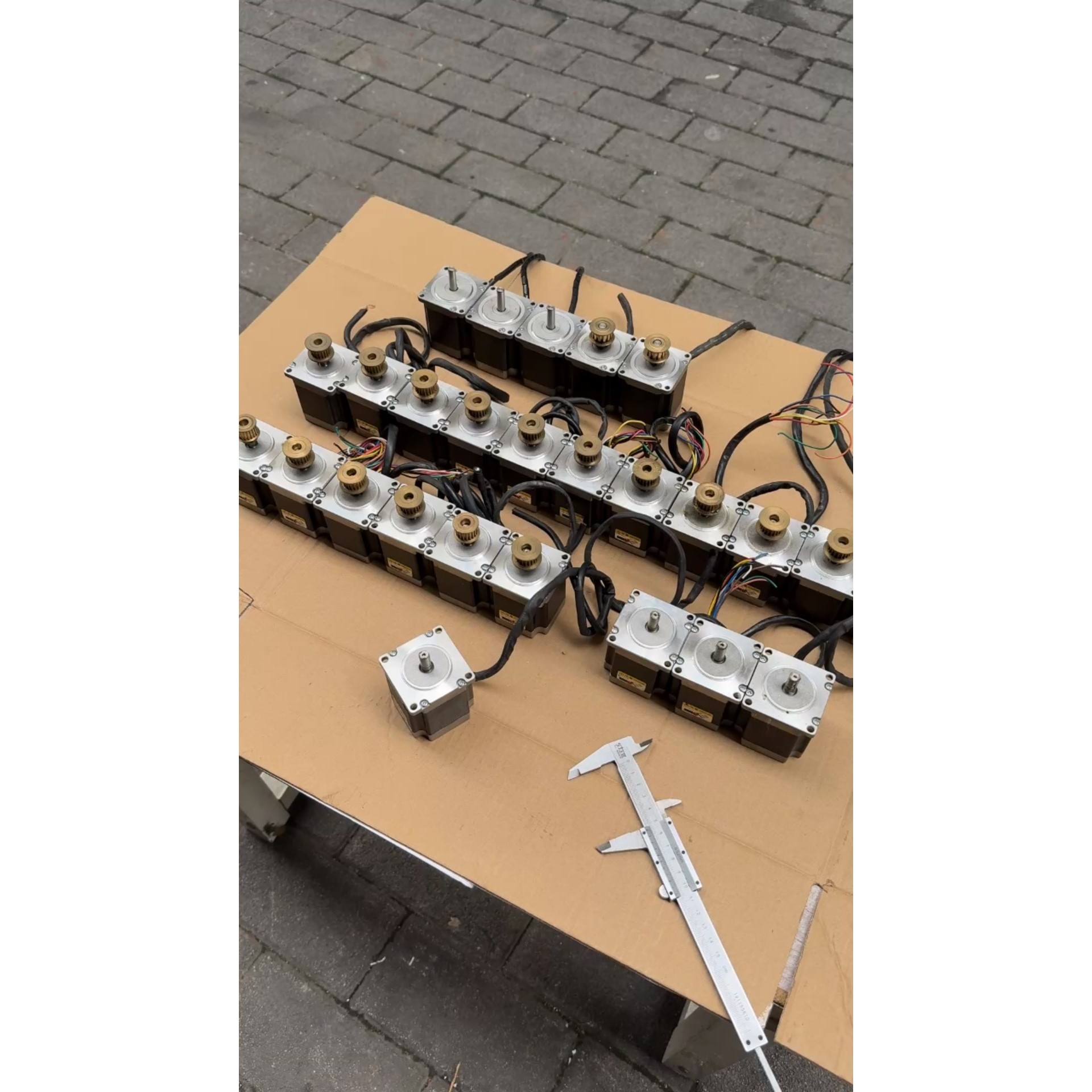 57步进电机,机身长度64mm,8mmD轴,止口38mm,安议价产品