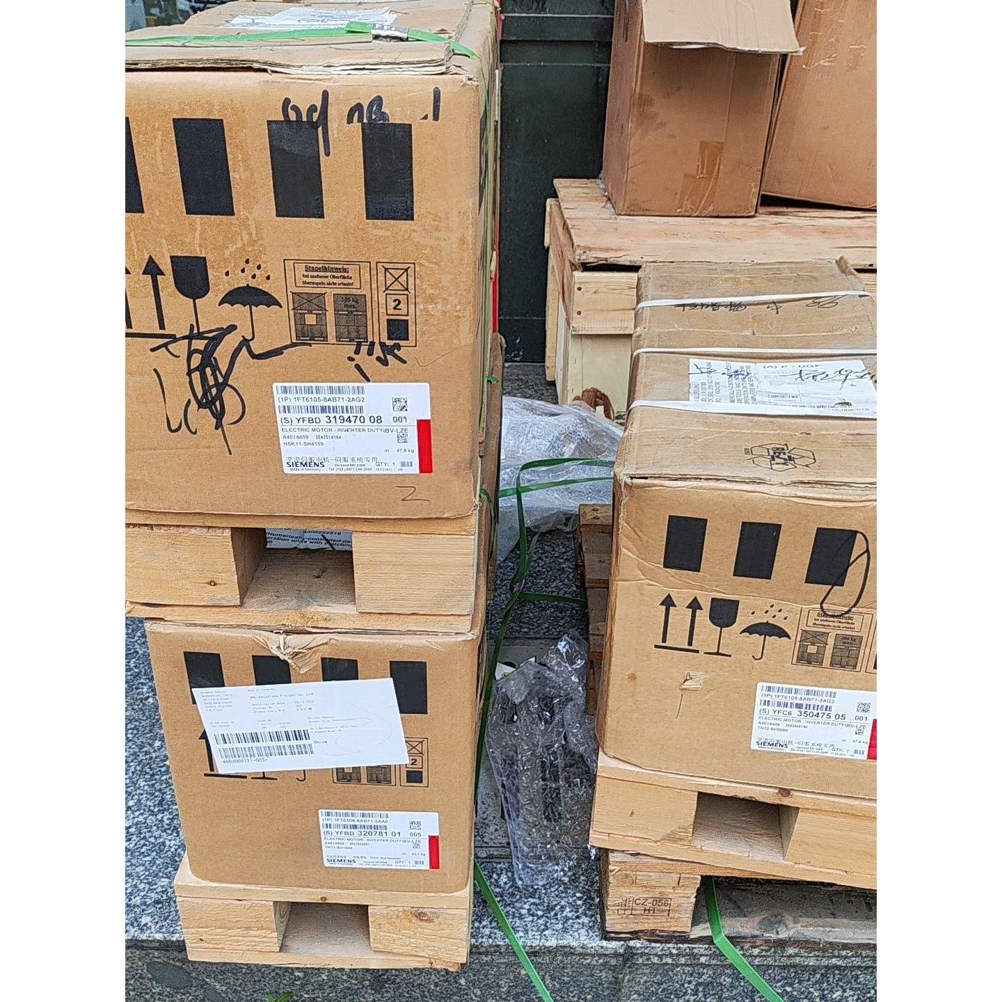 全新伺服电机1FT6105-8AB71-2AG2议价产品