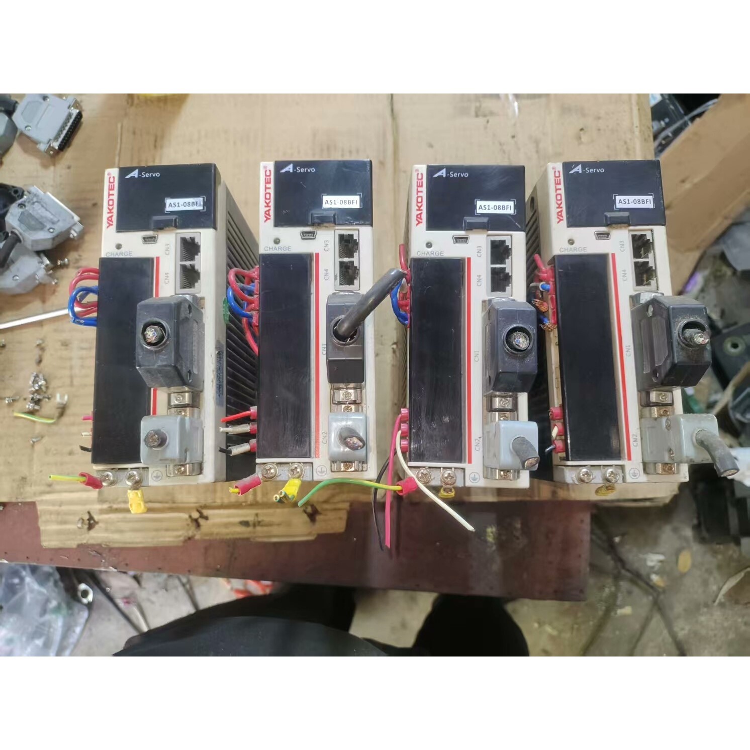 研控驱动器AS1-08BFI,0.75KW,剪线,成色如议价产品