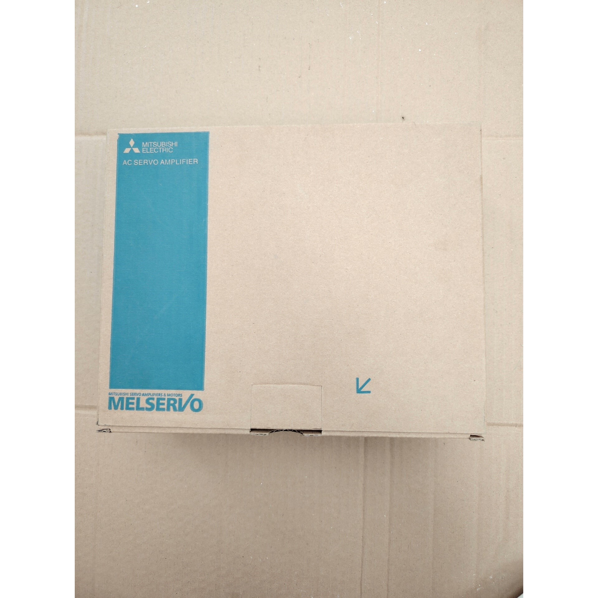 伺服驱动器 MR-J4-100B 全新未使用 日本原装议价产品