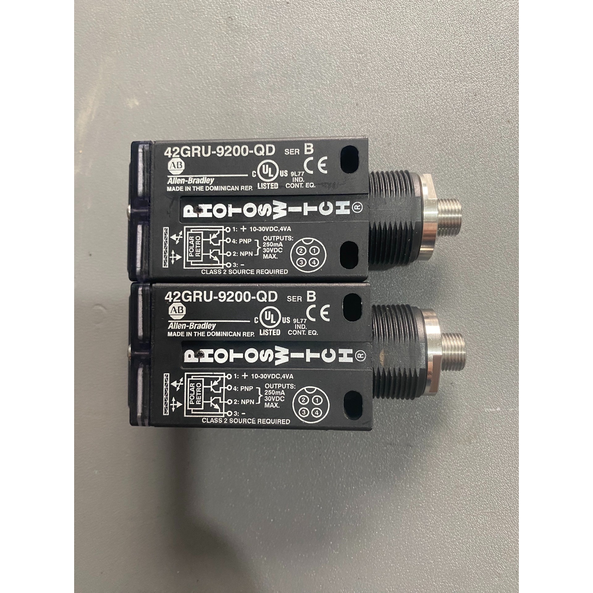 AB光电开关传感器 42GRU-9200-QD 成色议价产品