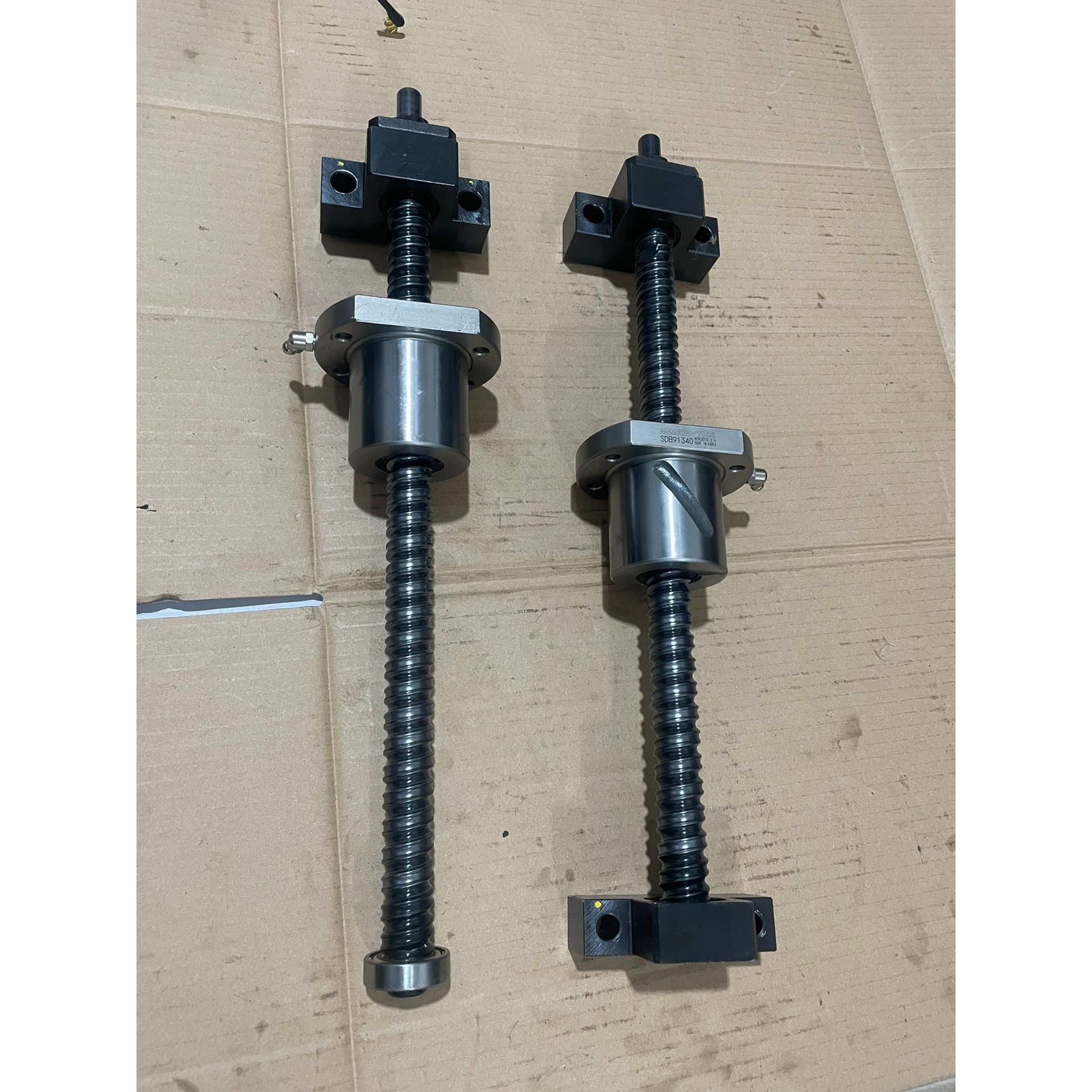 进口THK BTK2010滚珠丝杆直径20mm螺距18mm总议价产品