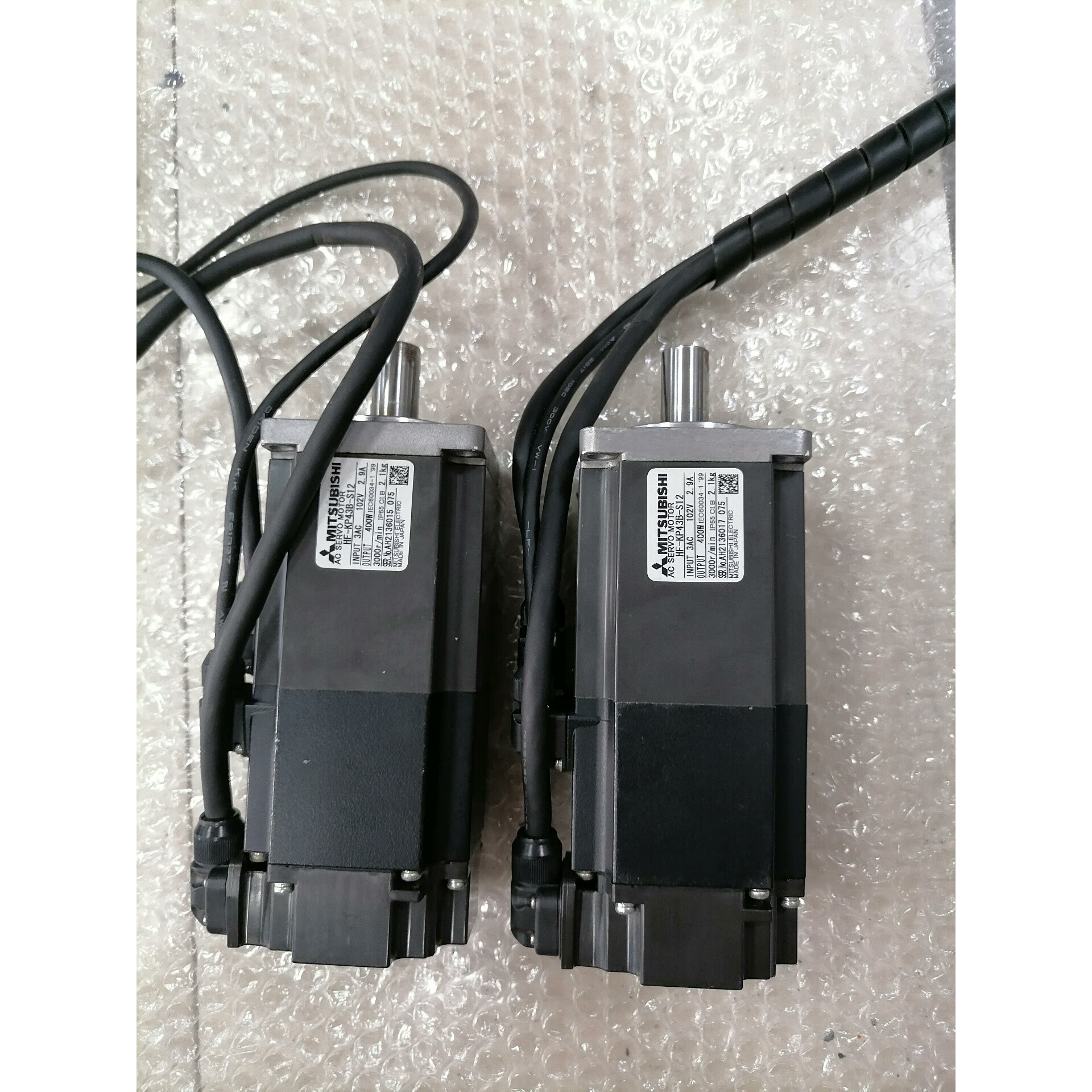 伺服电机HF-KP43B-S12,400W,原装拆机,成议价产品