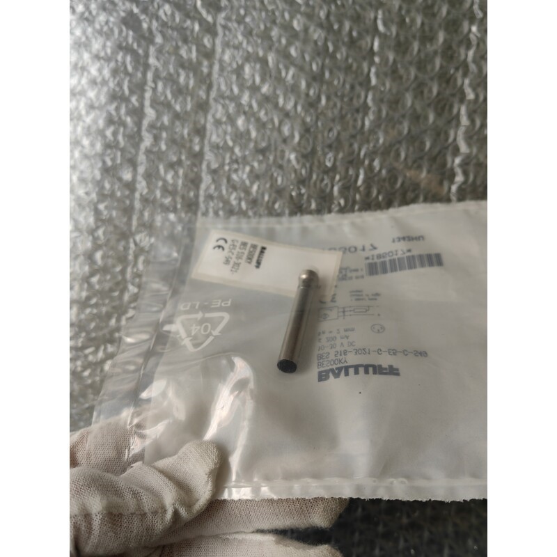 原装BALLUFF巴鲁夫 BES00KY BES 516-3021-G-E5-C-S49 实拍议价产