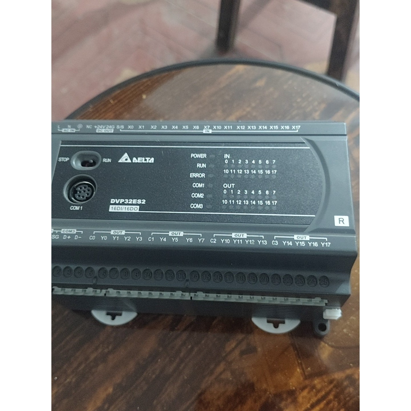 台达PLC DVP32ES2,品,功能完好.外观成色如图议价产品