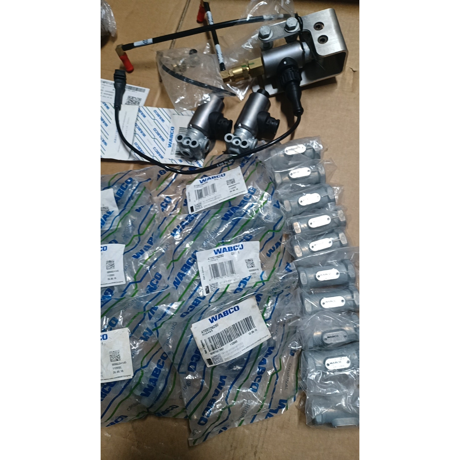 威伯拜ASR电磁阀  4720726380  全新9个  还议价产品