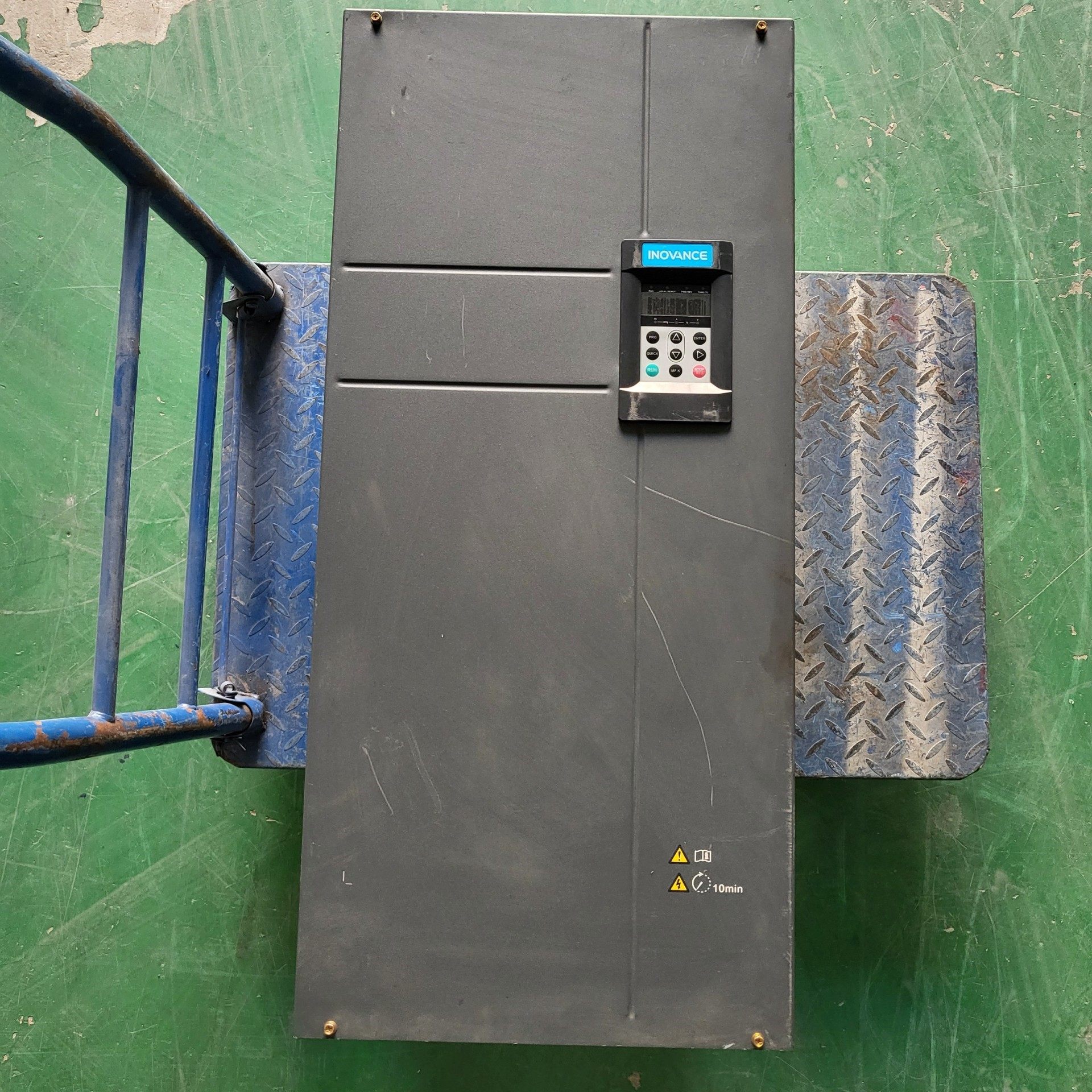 汇川变频器MD480T132G,132kw三相,输入380-议价产品