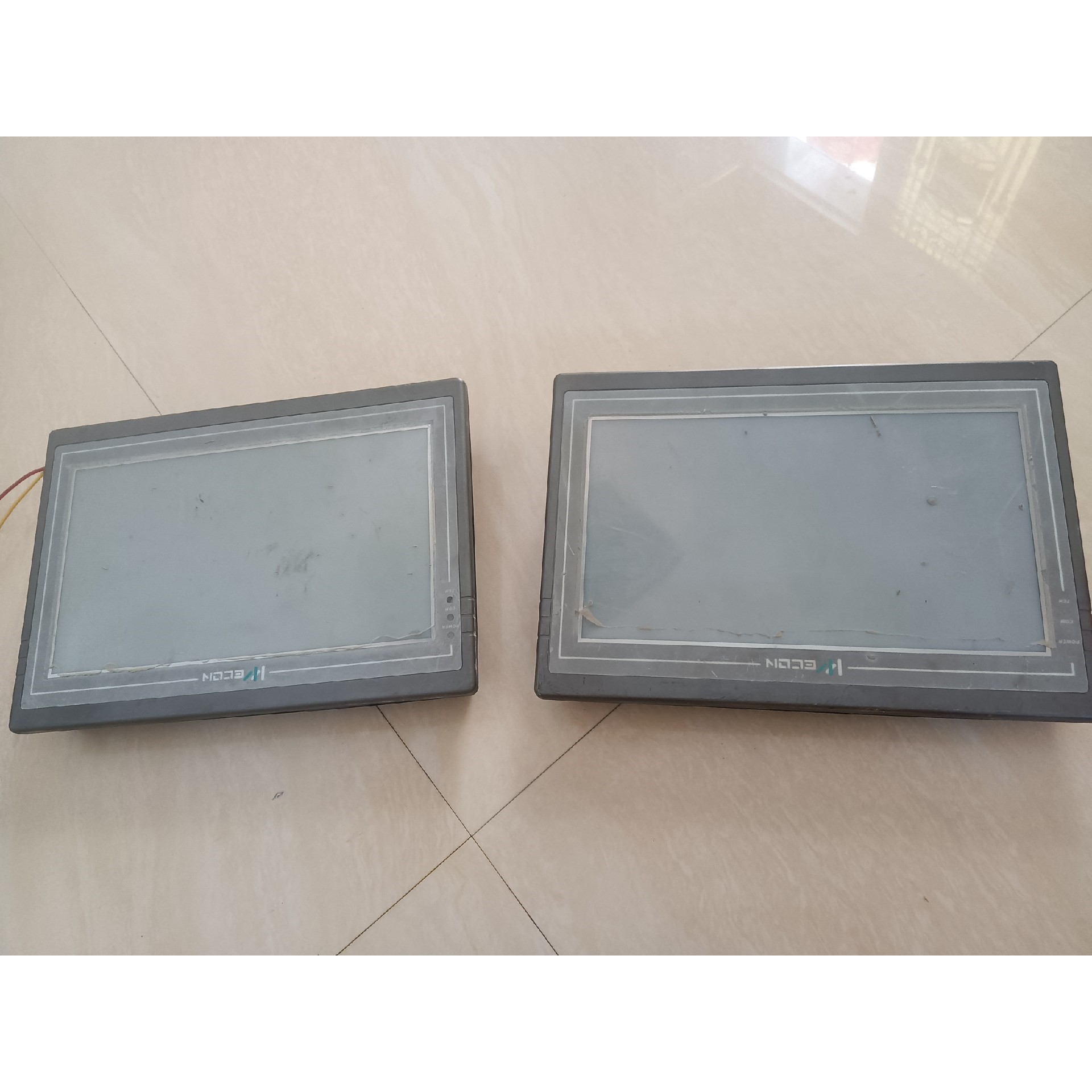 触摸屏PI3102H   成色如图   剩一台 有意私聊