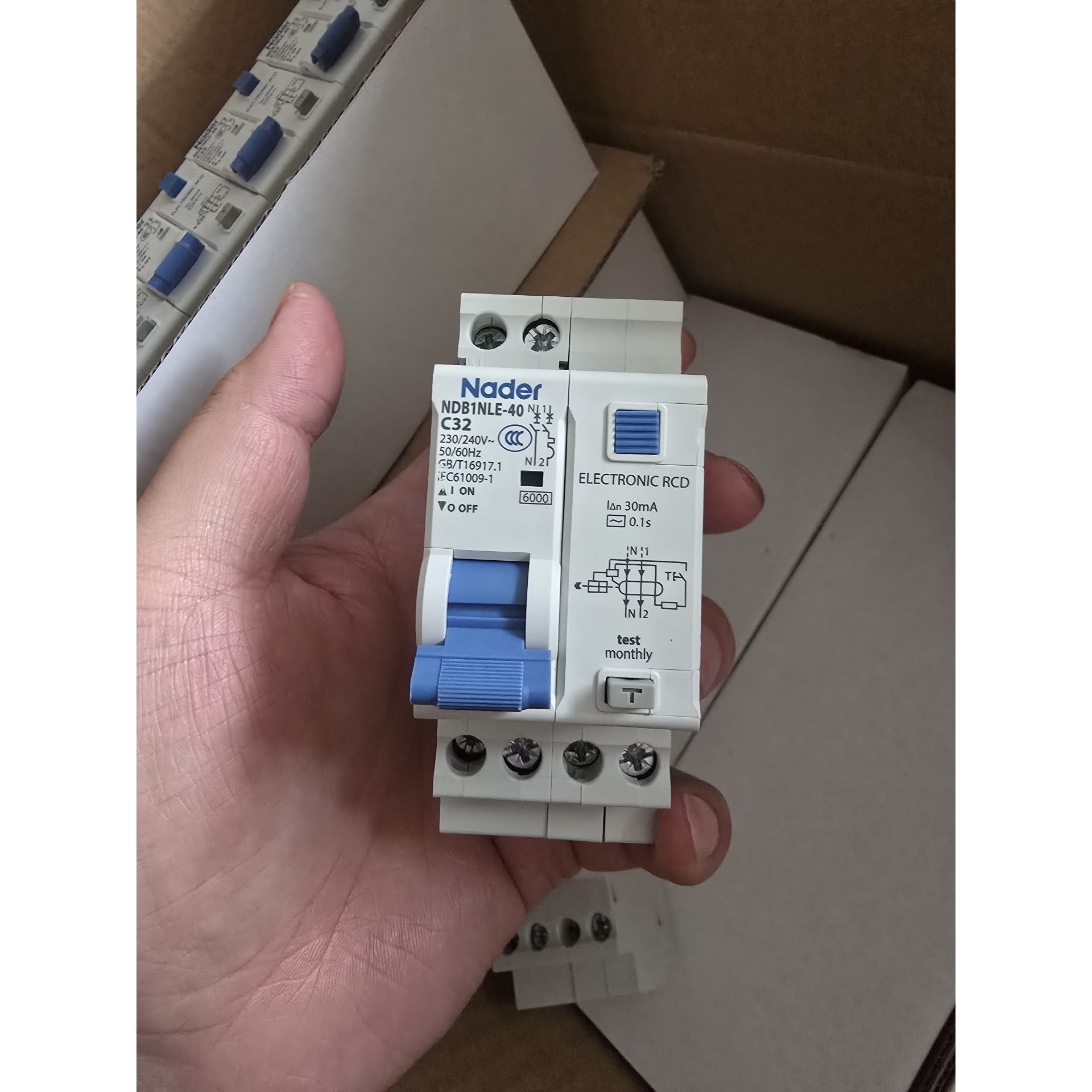 良信拆新漏电1pn 32a议价产品