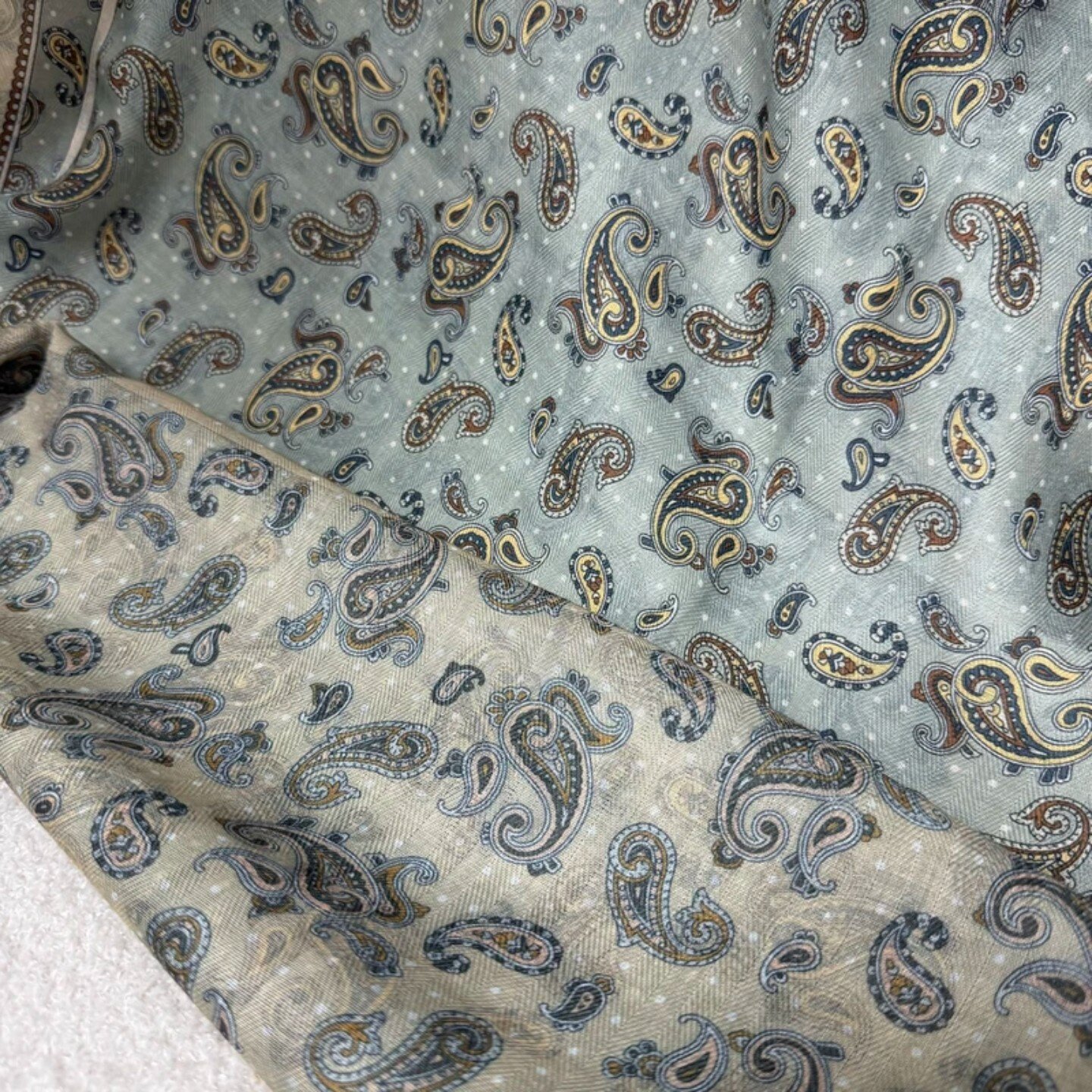 【青雾腰果】68*68秋冬新款双面双色女士方巾时尚气质保暖护颈围