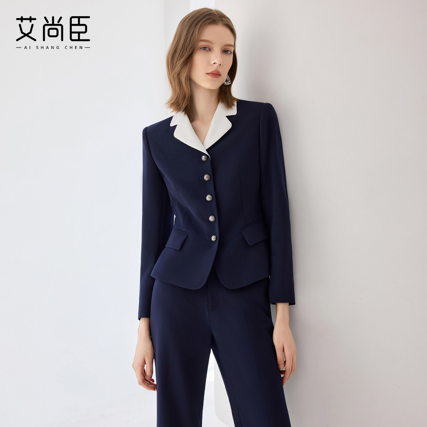 艾尚臣2025新款藏青色西装气质优雅西服套装时尚通勤正装两件套