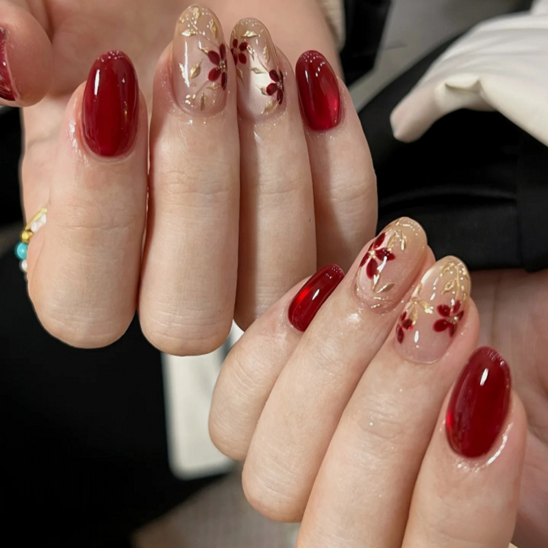 新年美甲手绘小花喜庆红色国风猫眼假指甲成品新娘孕妇显白穿戴甲,彩妆/香水/美妆工具,穿戴甲/甲片,淘宝优惠券,粉丝福利购,淘宝优惠卷