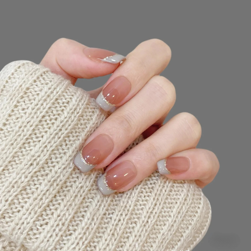 秋冬新款美甲冰透法式显白穿戴甲