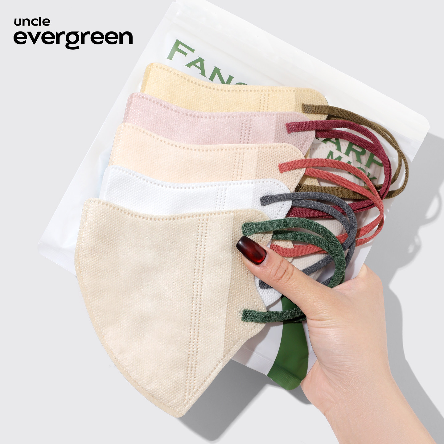 日本出口小颜3D立体口罩一次性透气高颜值女显脸小不花妆独立包装