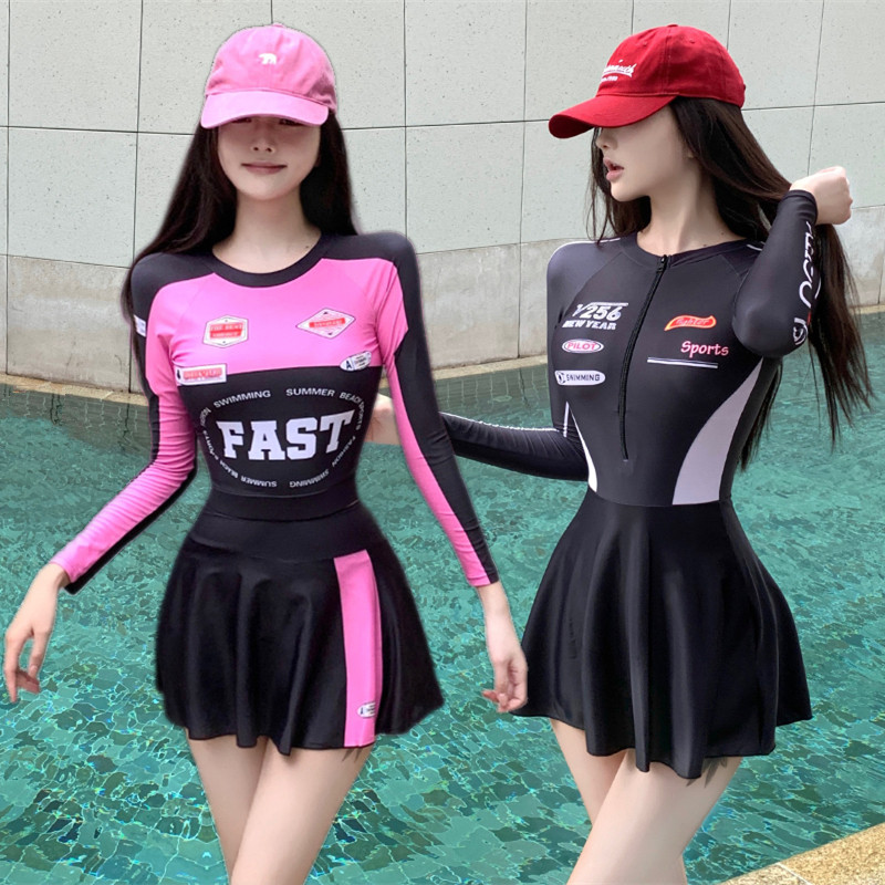 泳衣女连体长袖裙式防晒速干带胸垫无钢托印花性感显瘦运动游泳衣