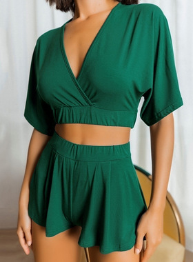 绿色套装时尚酒店家居服针织睡衣女 Fashion home clothes woman