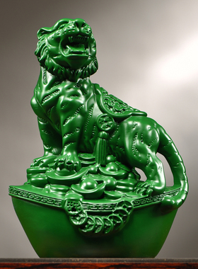 速发绿色木雕居虎摆件实木质艺二生肖上山虎家老客厅办公装饰工十