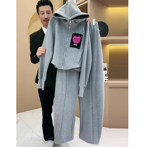 灰色休闲运动套装女秋冬新款加绒加厚欧货高级感卫衣阔腿裤两件套