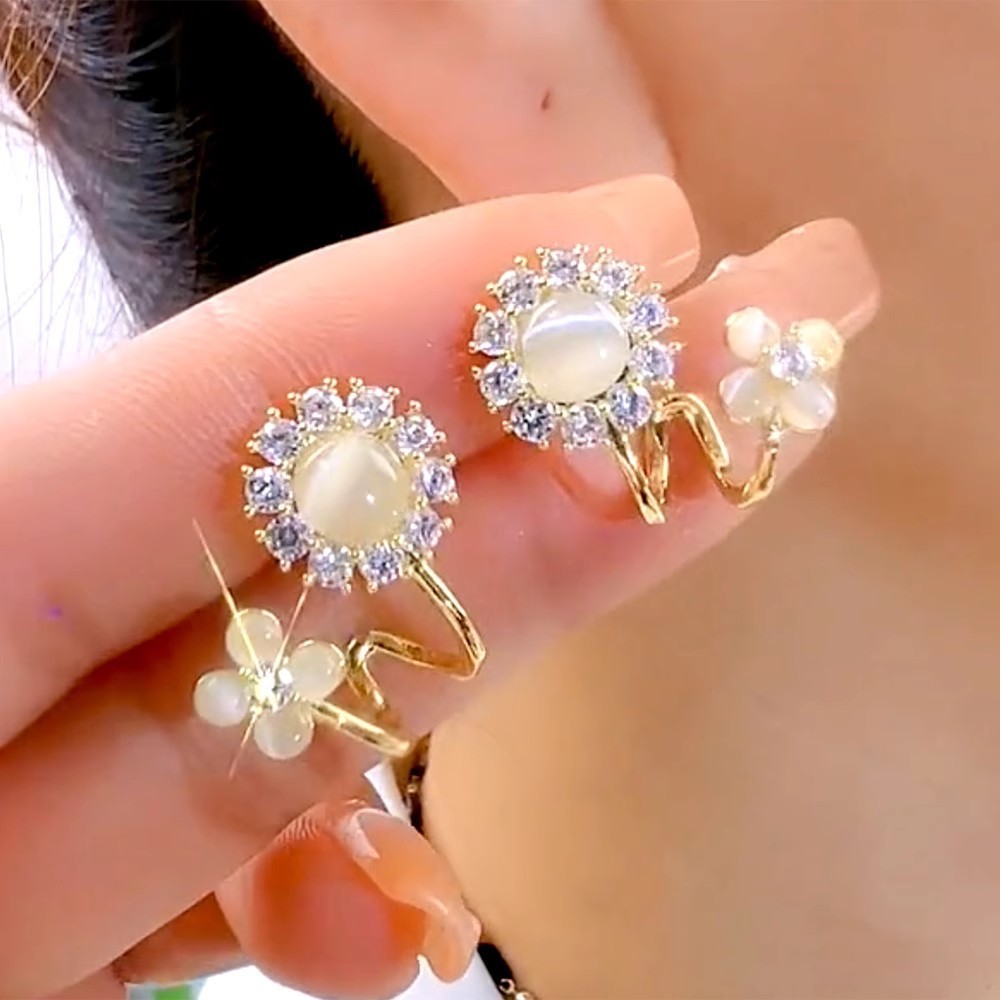 s925银针感猫眼石花朵耳钉女网红轻奢小众设计感时尚百搭耳饰