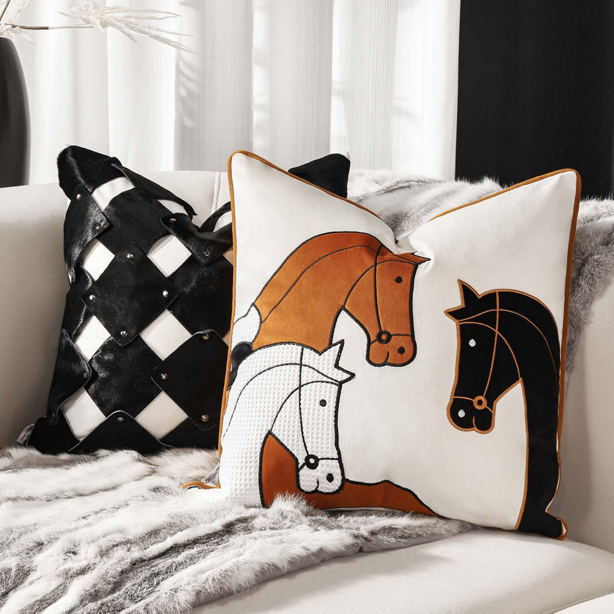 样板房马图案抱枕橙色靠垫高级感