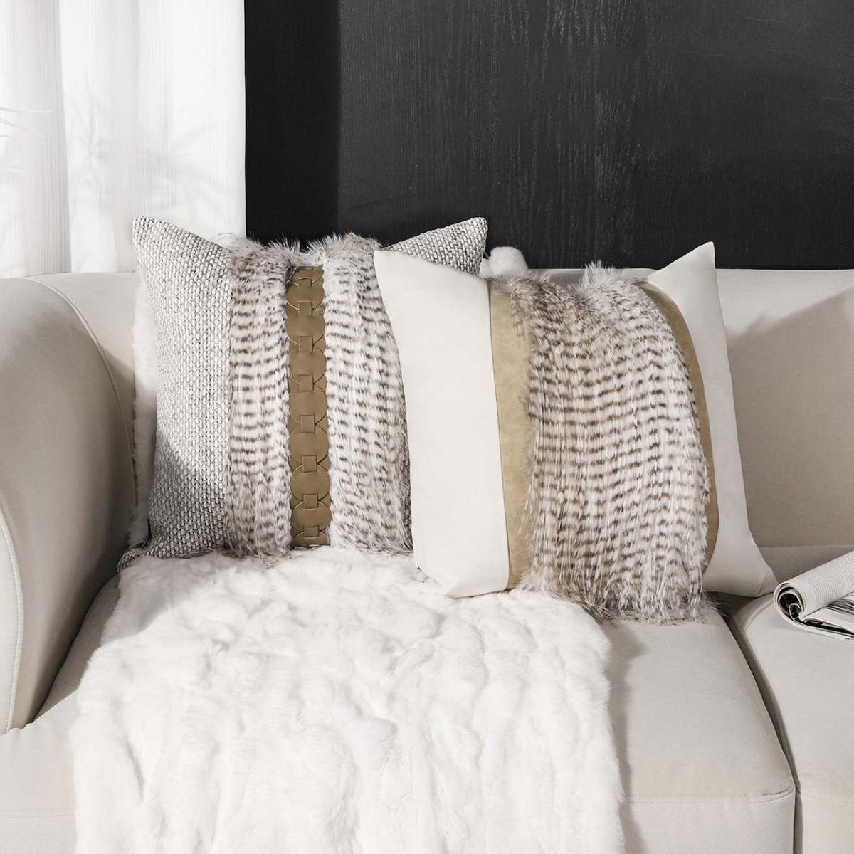 现代轻奢浅卡其孔雀毛沙发抱枕套