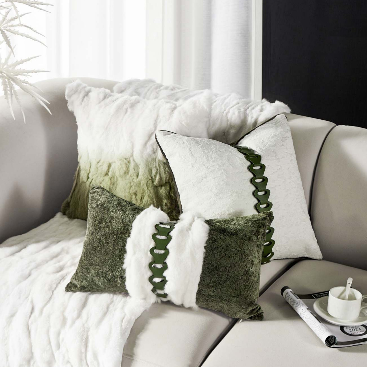 2025新款沙发抱枕轻奢高级感靠垫