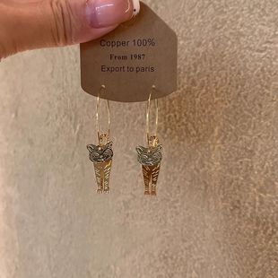 中古新款古埃及灵动做旧金猫咪吊坠耳圈复古圈圈耳饰耳环2025