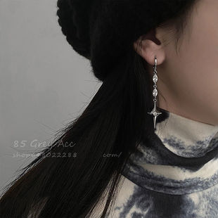 酷感十足!十字架锆石链条耳环女春天ins小众设计感高级气质耳饰