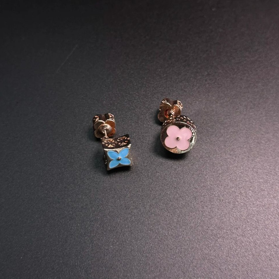 玫瑰金滴釉老花不对称AB版高级感气质耳钉2025新款百搭设计耳饰