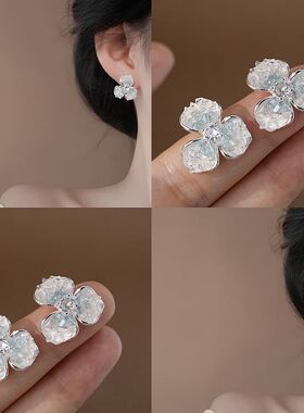 蓝色鸢尾花超甜花朵耳环女时尚耳钉小众气质新款无耳洞耳夹耳饰