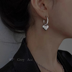 爱心 耳钉女夏小众设计感 帅酷网红爆款耳环2023年新款潮原创设