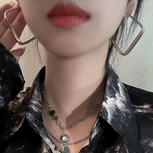 银色方块耳环大气高级感