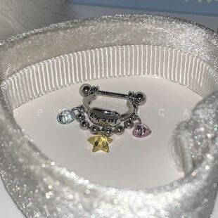 闪闪彩色星星耳环女D型耳骨环独特彩色少女多巴胺可爱耳骨钉耳饰