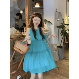 多巴胺小个子蓝绿色露肩吊带连衣裙女春夏宽松海边度假沙滩娃娃裙