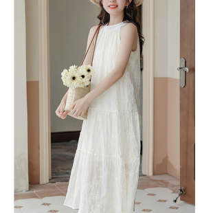 春夏挂脖吊带连衣裙女夏季2025新款小个子无袖露肩海边度假长裙子