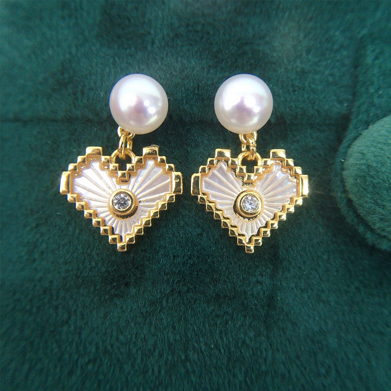 轻奢天然淡水珍珠耳钉女18K包金天然海贝爱心耳环S925纯银耳针