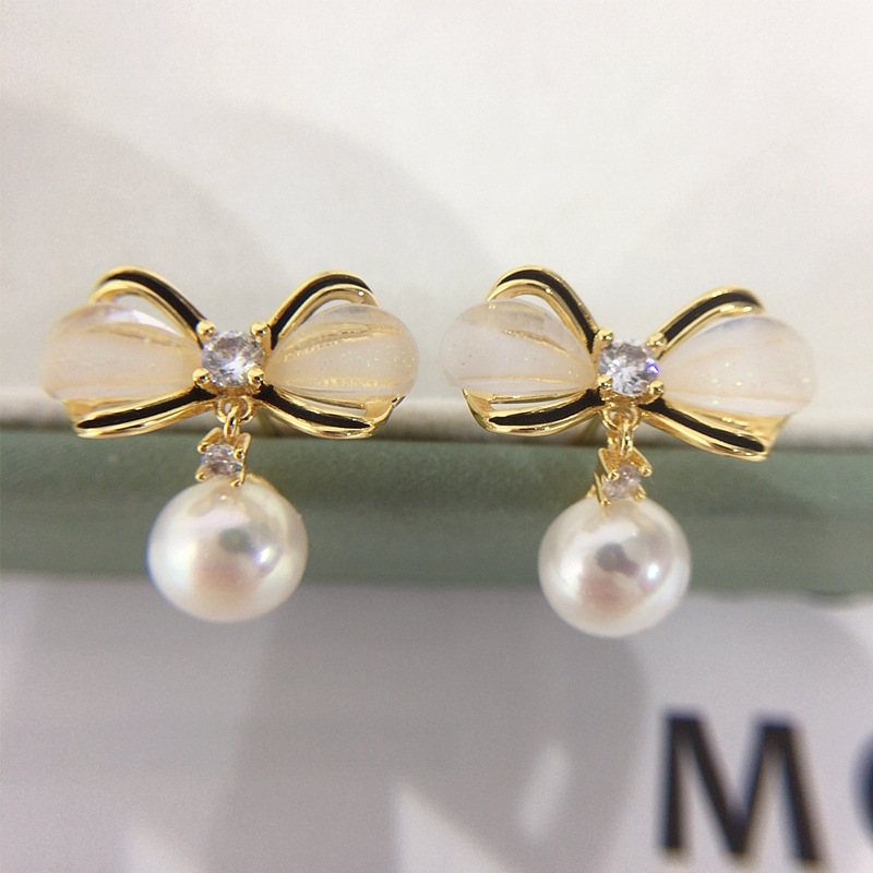 5A高亮天然淡水珍珠耳环女甜美蝴蝶结灵动珍珠耳钉S925纯银针