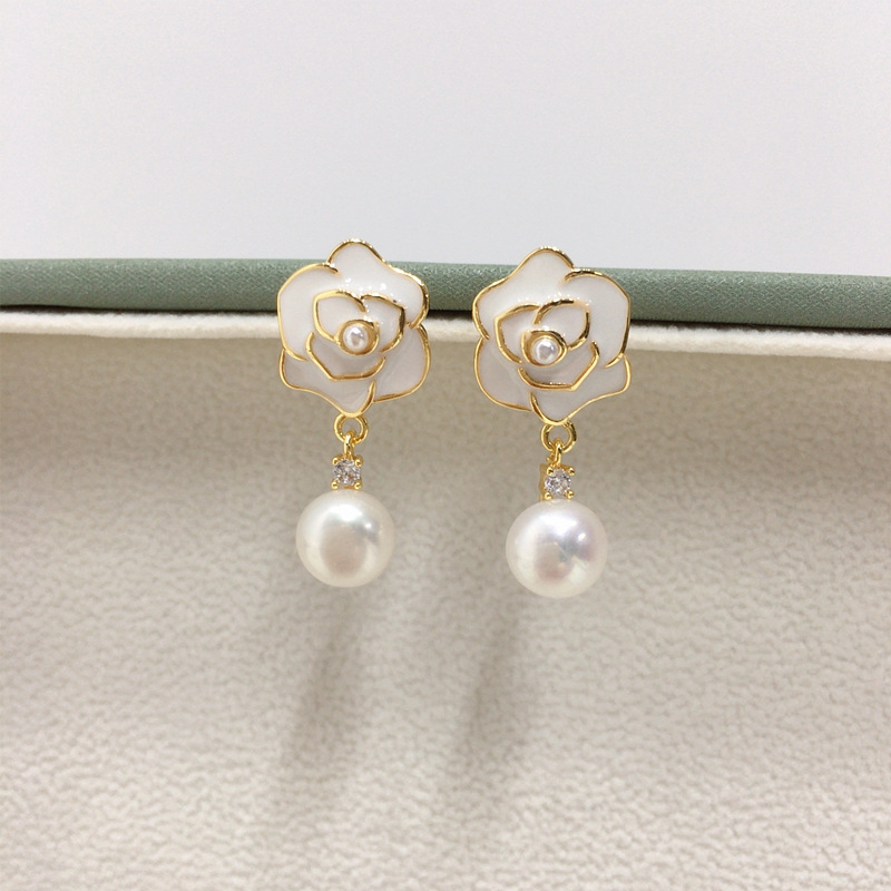 天然淡水珍珠耳环女18K包金白色山茶花耳钉S925纯银针