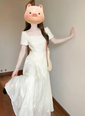 白色方领洋装子女装夏季2024新款法式气质高级感超好看初恋长裙