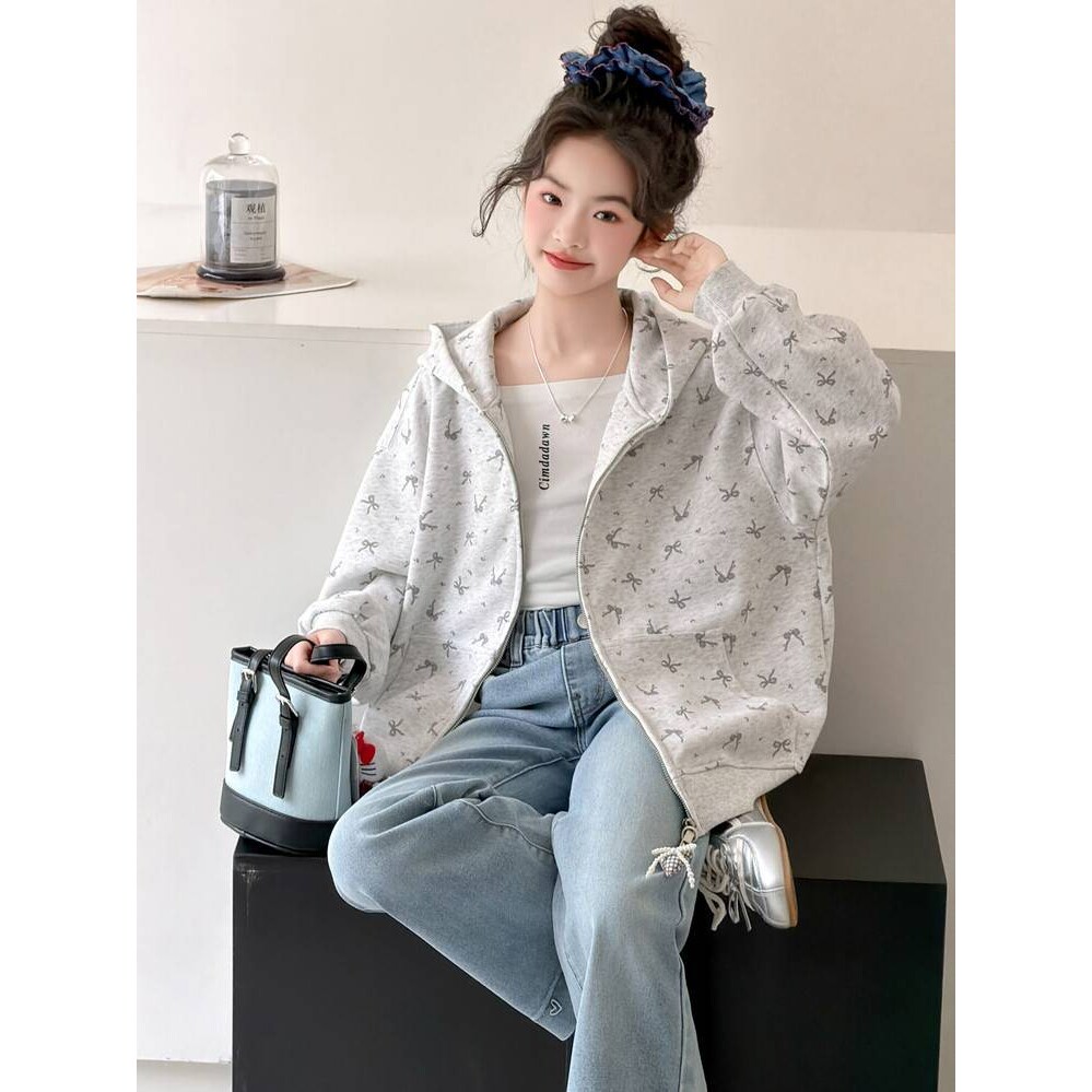 官方品牌女童韩系连帽外套春秋款2026女大童休闲卫衣开衫儿童巨好