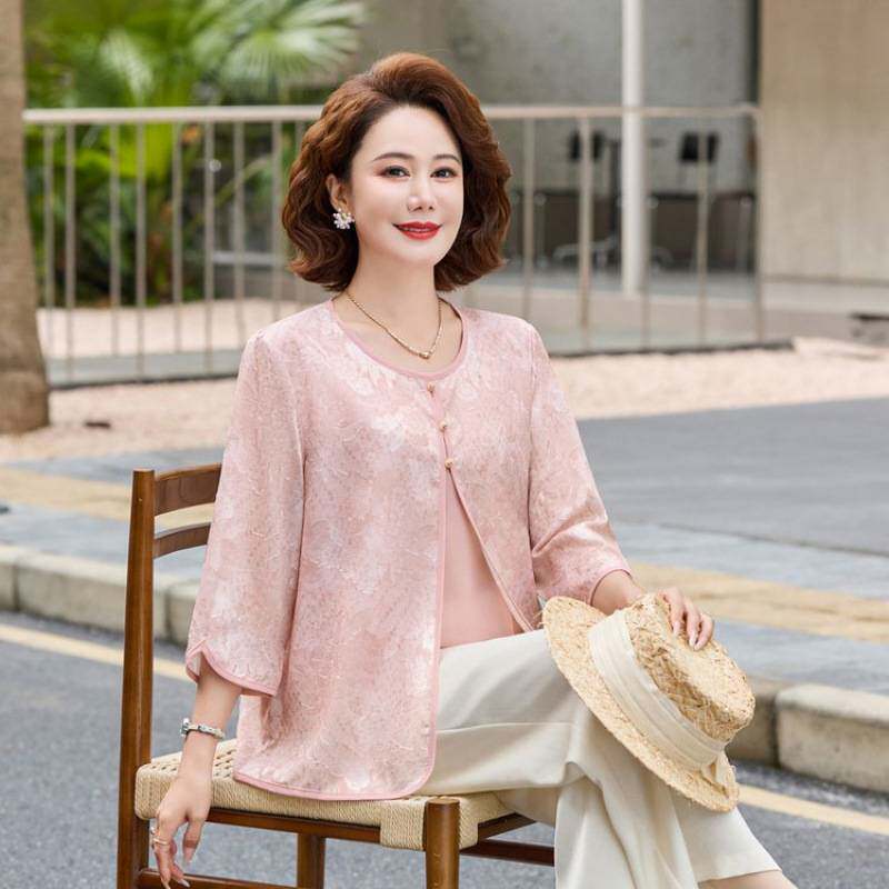 专柜品牌中老年女春夏季七分袖假两件雪纺衫洋气妈妈装宽松大码T