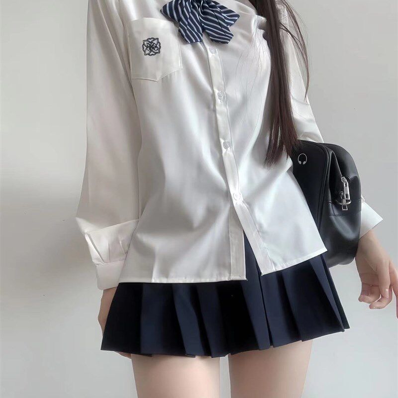 速发夏学和风铃 JK制袖日院风基础款长服刺绣内搭上衣秋