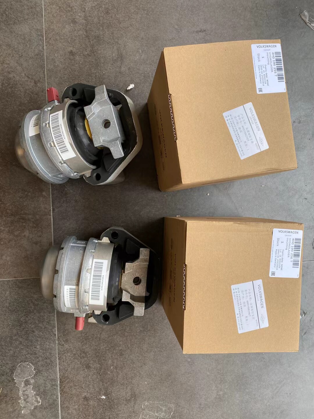 适用奥迪S6 A8L S7 S8 RS6 RS7 宾利 R8发动机机脚胶波箱胶鸡爪垫