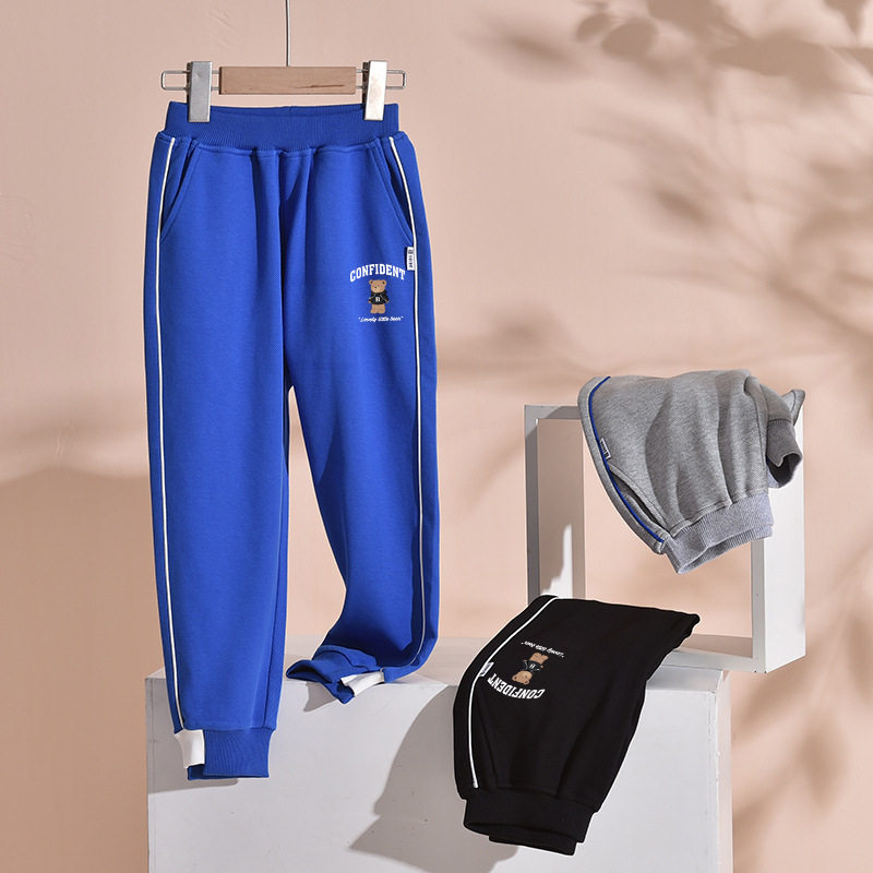 品牌折扣秋款宽松版创新织法斜纹长裤男童中大童卡通小熊字母印