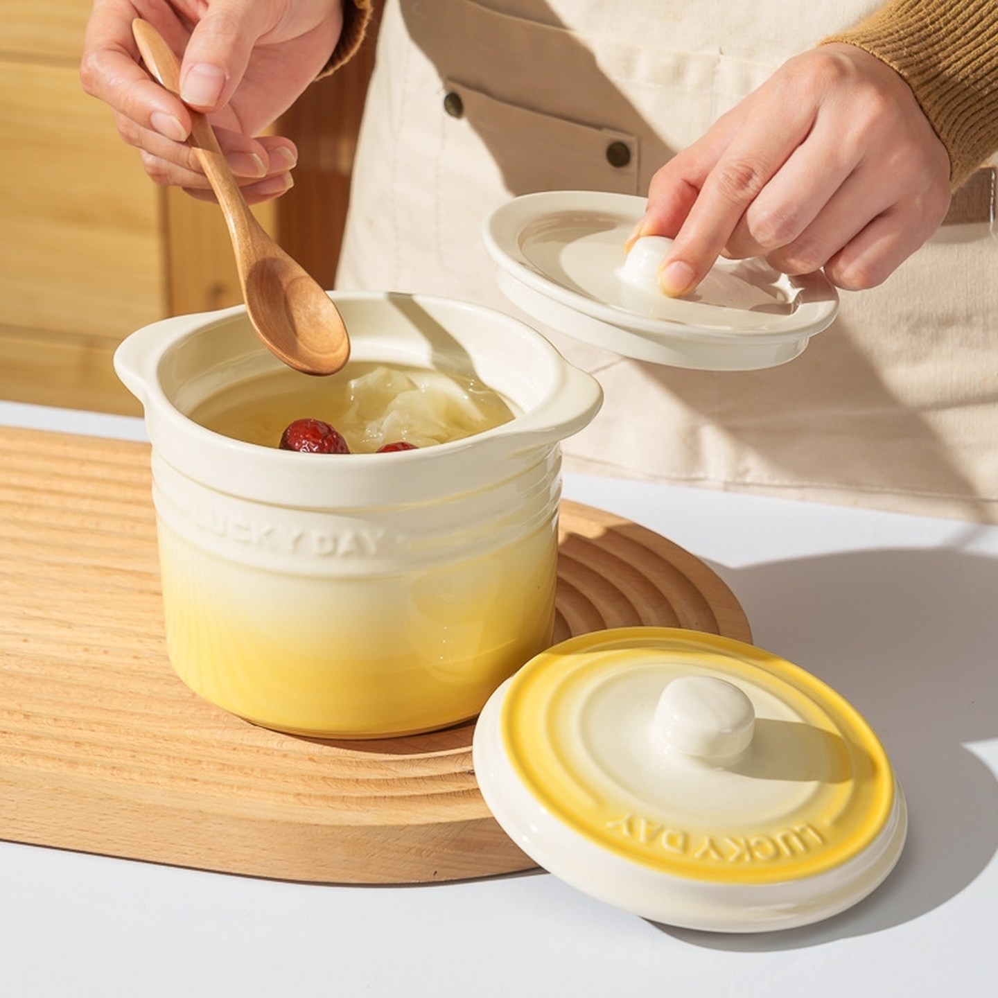 家用隔水炖盅陶瓷双盖大容量高颜值一人份双耳煲汤燕窝甜品盅蒸盅