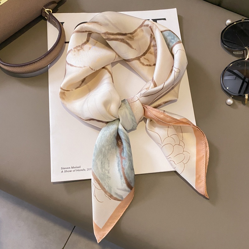 四季可用韩版女方巾百搭