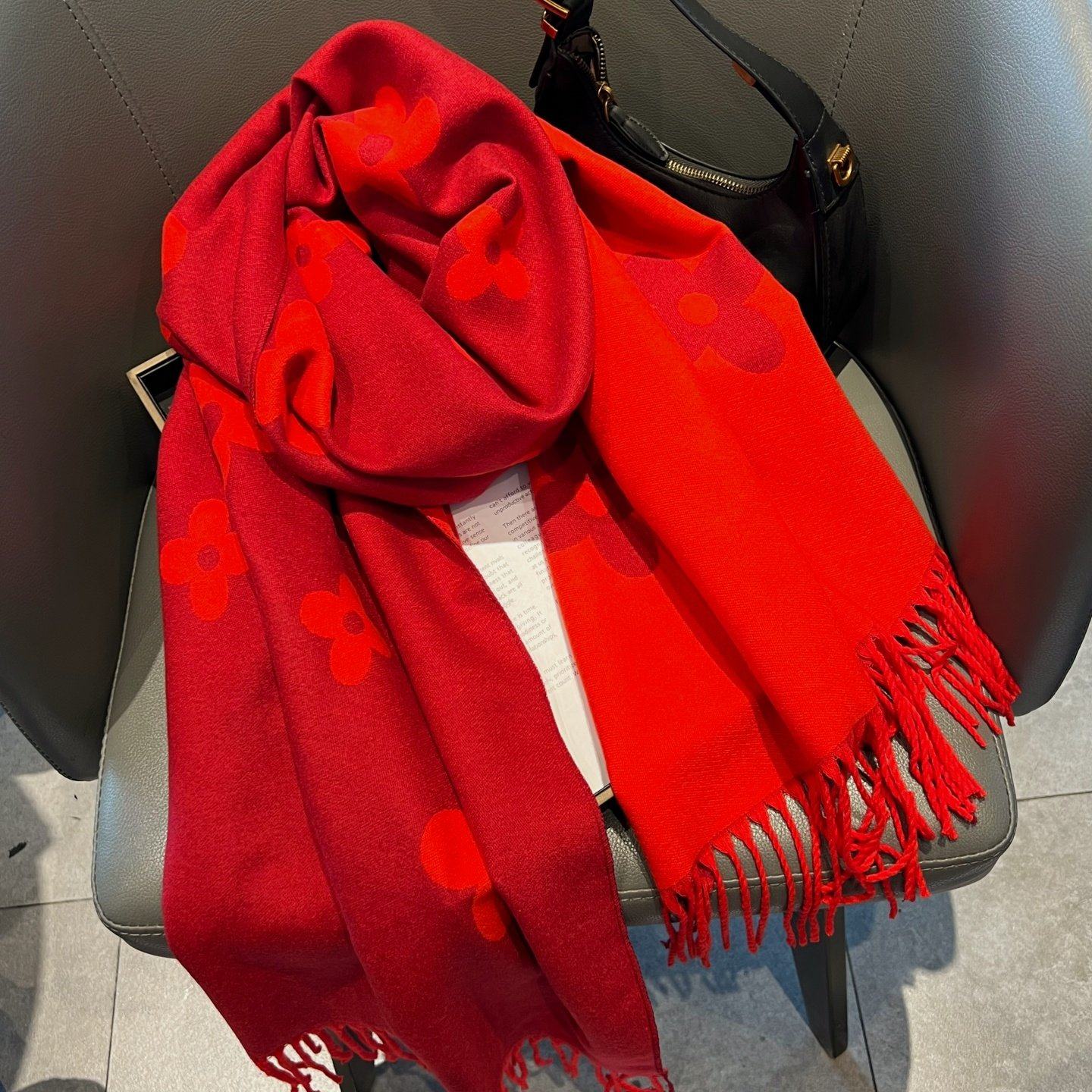 高级氛围感红色围巾女秋冬季韩版百搭2026新款韩系新年礼物围脖,服饰配件/皮带/帽子/围巾,围巾/丝巾/披肩,淘宝优惠券,粉丝福利购,淘宝优惠卷