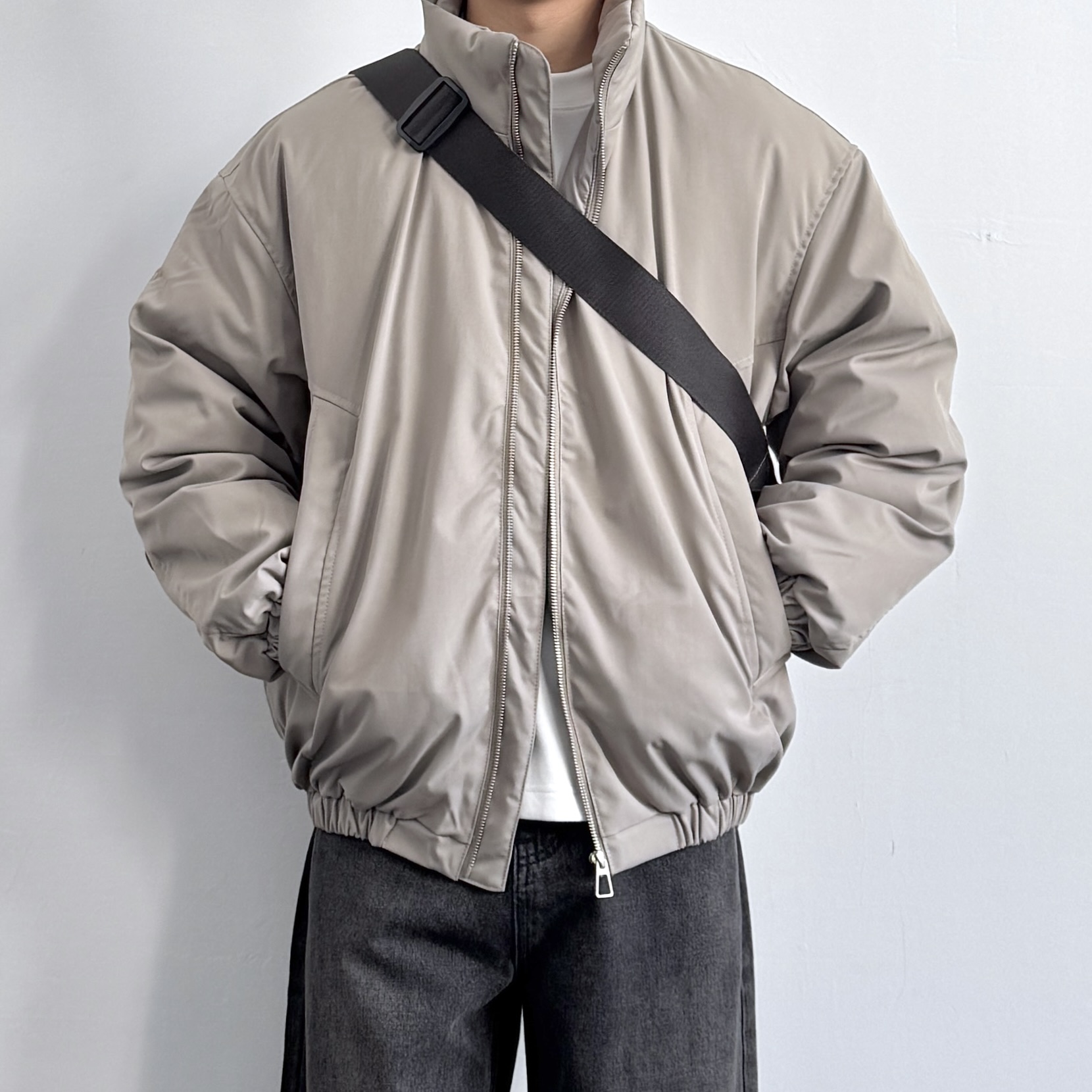 90白鸭绒复古简约防风立领羽绒服